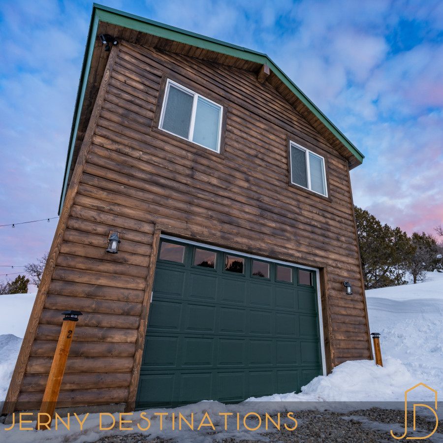 Jerny Destination Utah Cabin